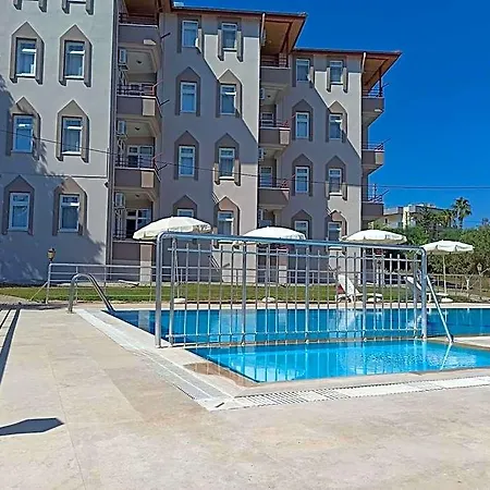 Sercan Hotell 3*